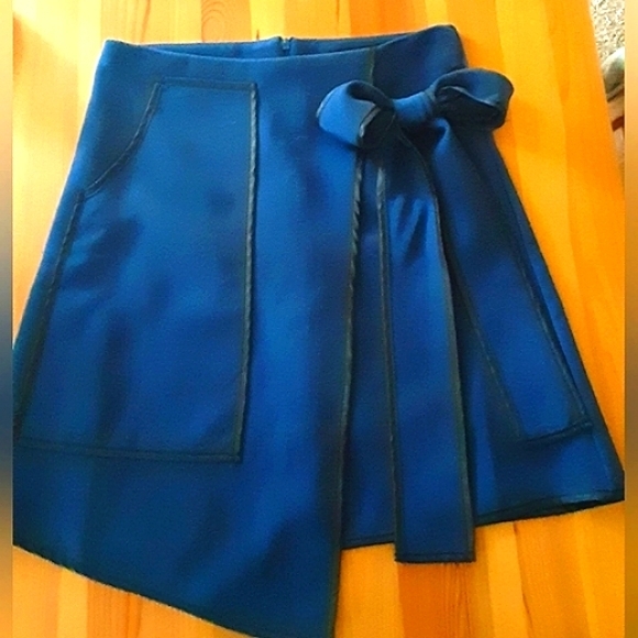 CHICWish Asymmetric Elegance Navy Black Bow Skirt - Picture 4 of 7
